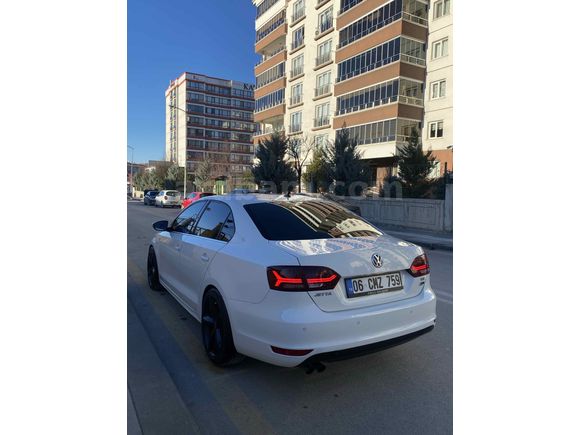 TEMİZ DOLU JETTA 