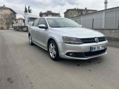 Sahibinden Volkswagen Jetta 1.6 TDi Comfortline 2012 Model  245.000 km Gri (Gümüş)
