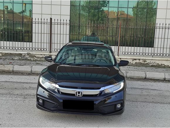GALERİ BEYAZDAN 2019  CIVIC  MAKYAJLI KASA~ ORJİNAL LPG~ HATASIZ