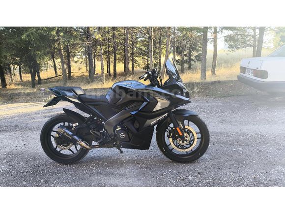 TERTEMİZ HATASIZ BAJAJ PULSAR 200 RS