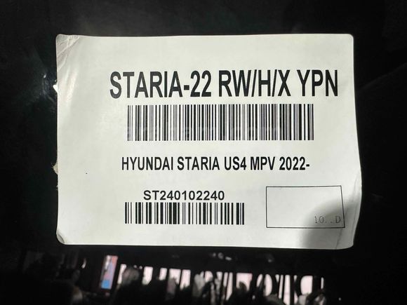 HYUNDAİ STARİA ARKA CAM