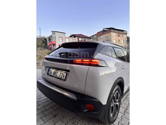 Sahibinden Peugeot e-2008 Allure 2025 Model  komple  PPF kaplı