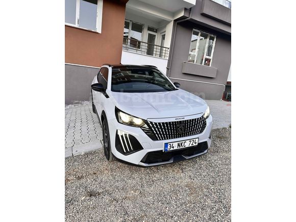 Sahibinden Peugeot e-2008 Allure 2025 Model  komple  PPF kaplı