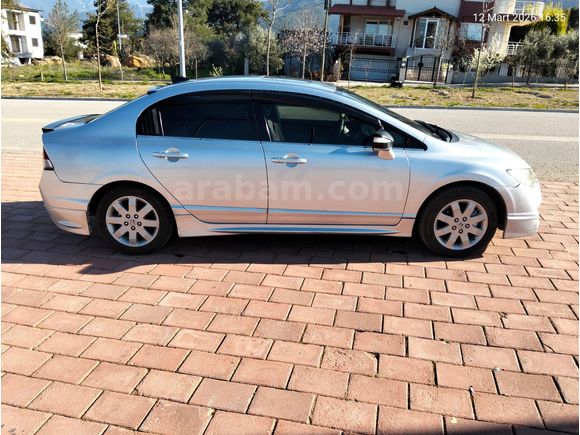 Sahibinden Honda Civic 1.6i VTEC Elegance 2008 Model