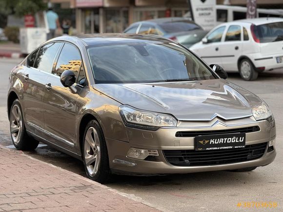 KURTOĞLU OTOMOTİV DEN 1.6 E-HDİ OTOMATİK DOLULAR DOLUSU