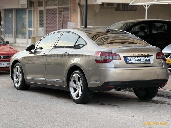 KURTOĞLU OTOMOTİV DEN 1.6 E-HDİ OTOMATİK DOLULAR DOLUSU