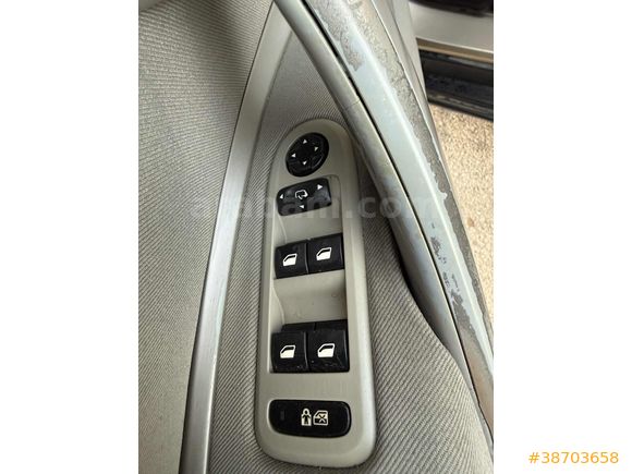 KURTOĞLU OTOMOTİV DEN 1.6 E-HDİ OTOMATİK DOLULAR DOLUSU