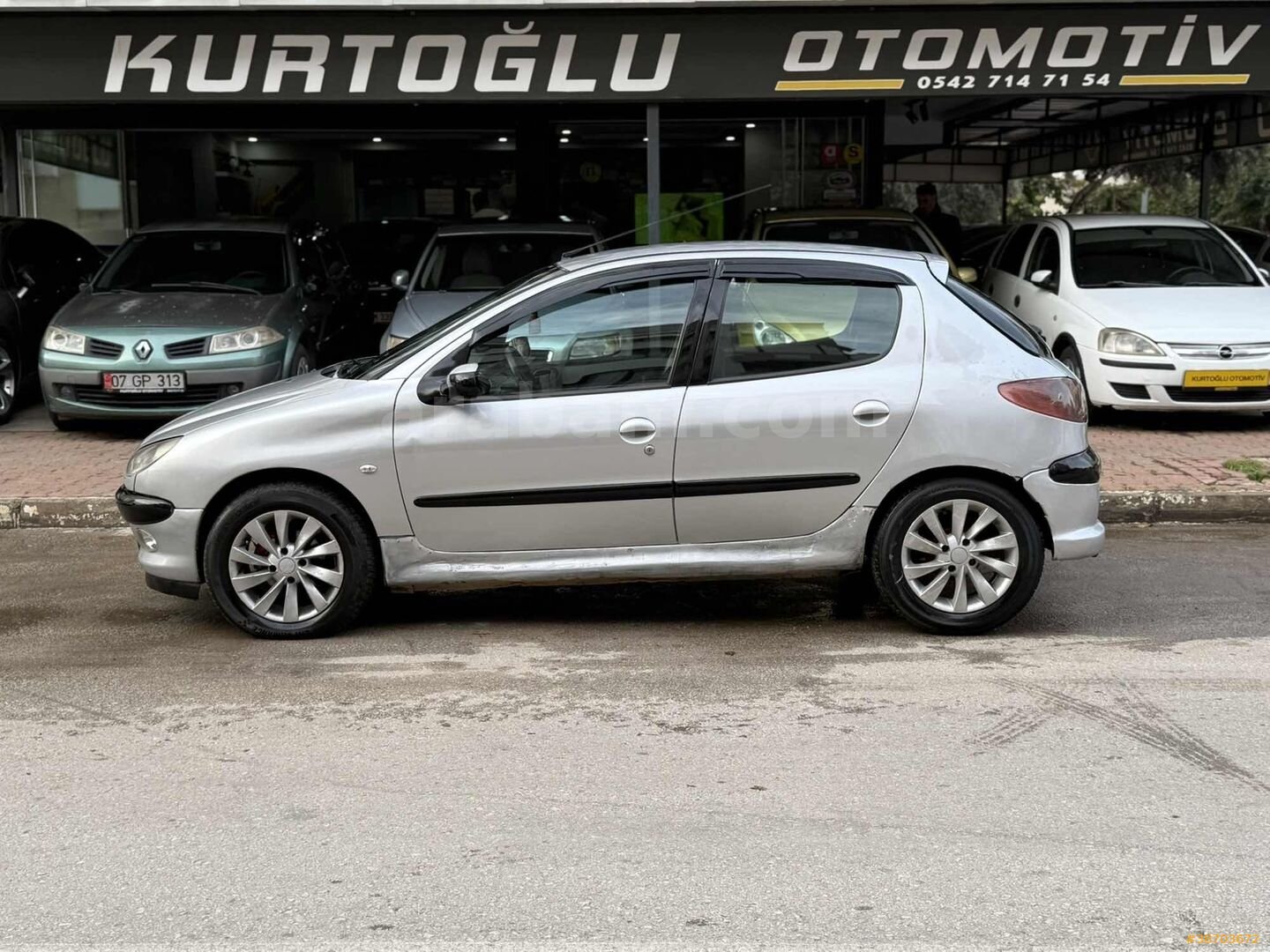 Galeriden Peugeot 206 1.4 HDi X-line 2003 Model Antalya 255.000 km Gri 1
