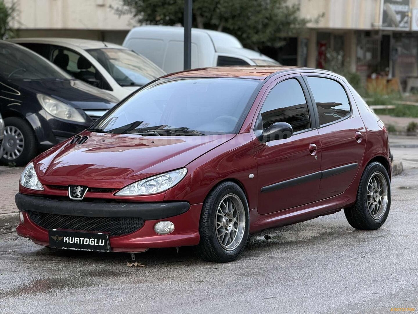 Galeriden Peugeot 206 1.4 HDi X-line 2003 Model Antalya 320.000 km Bordo 3