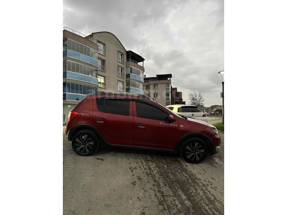 Sahibinden Dacia Sandero 1.5 dCi Stepway 2015 Model 
