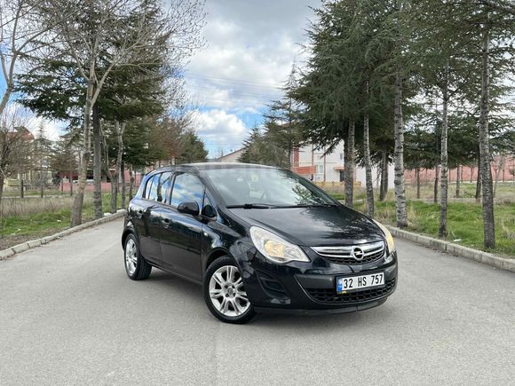OPEL CORSA 1.2 OTOMATİK MAKYAJLI KASA HATASIZ 1 PARÇA LOKAL BOYA