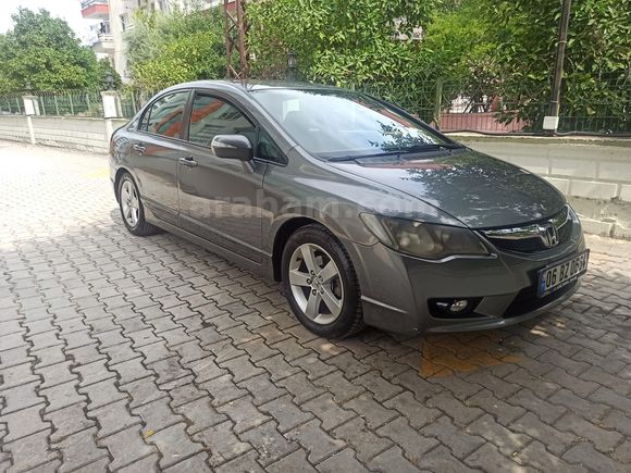 Sahibinden Honda Civic 1.6i VTEC Dream 2010 Model Gaziantep