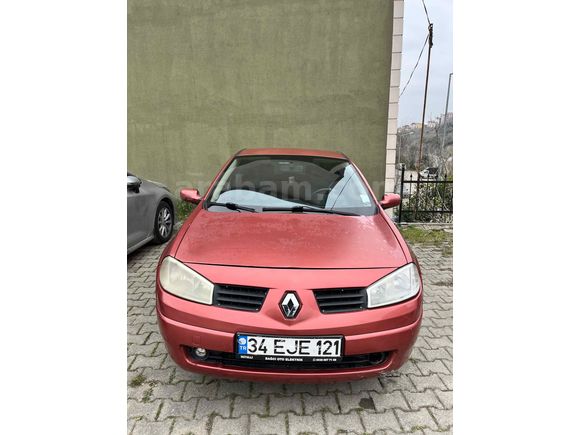 Sahibinden Renault Megane 1.4 Authentique 2005 Model  270.000 km Kırmızı