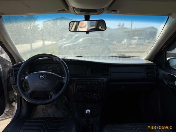 GÜZEL OTO DAN MOTOR HASARLI KLİMALI 2001 OPEL VECTRA SON FIYAT!!