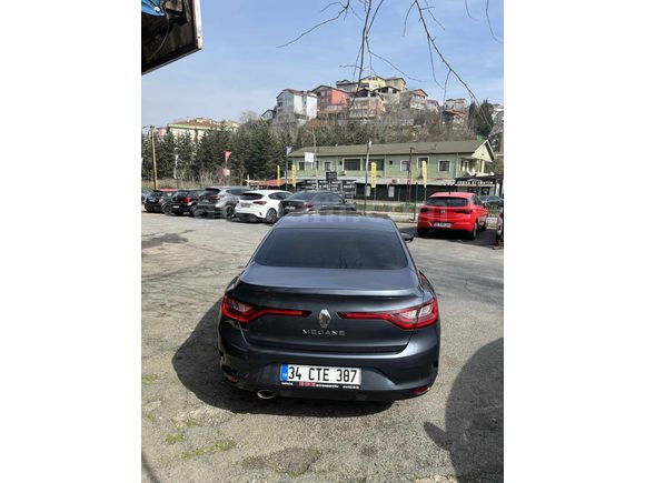 Sahibinden Renault Megane 1.5 Blue DCI Touch 2020 Model 