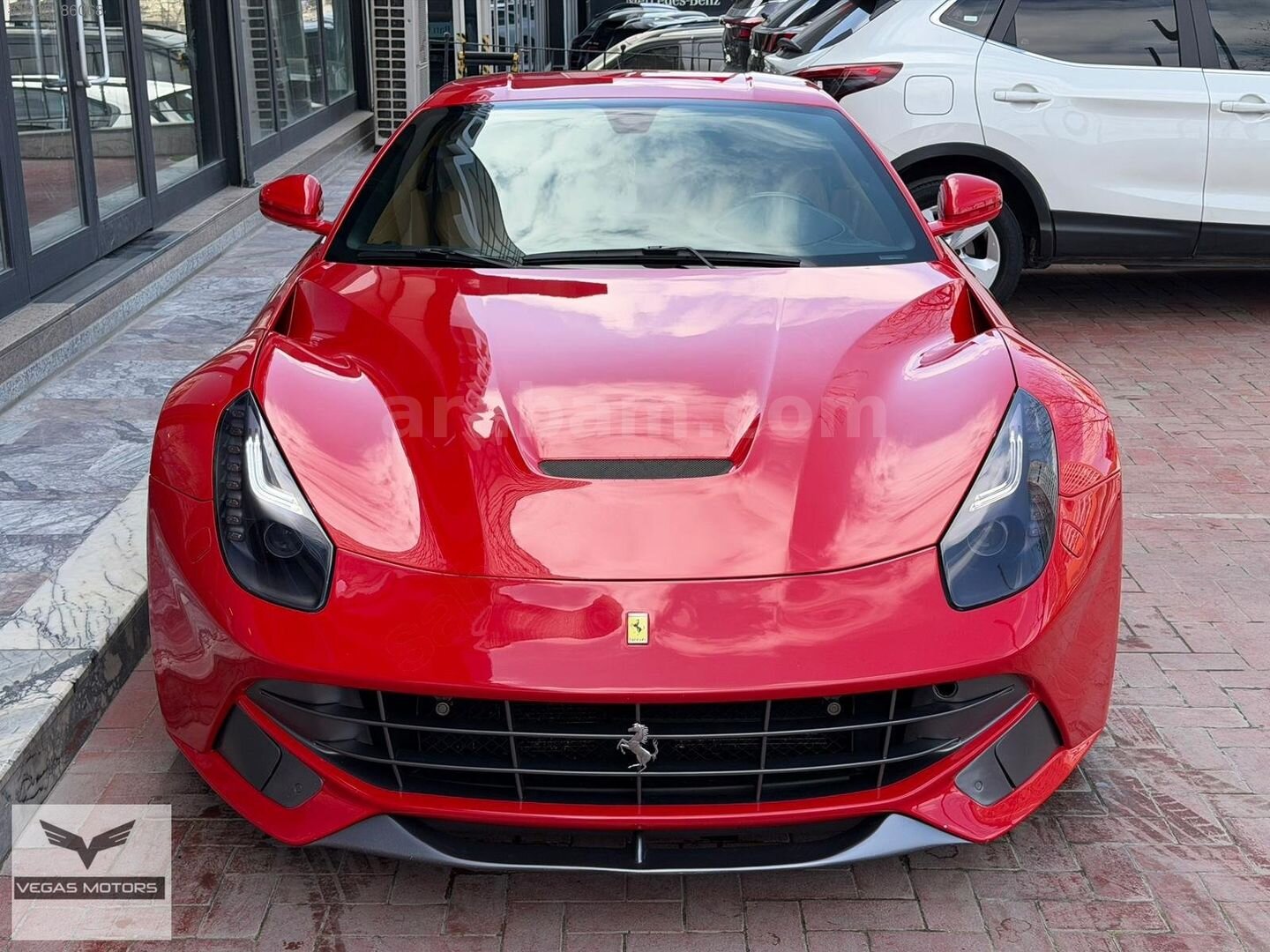 Galeriden Ferrari F12 Berlinetta 2013 Model İstanbul 48.700 km Kırmızı 4