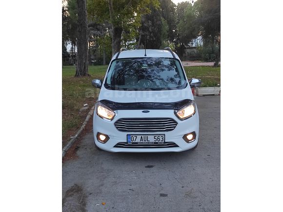 Sahibinden Ford Tourneo Courier 1.5 TDCi Titanium 2020 Model
