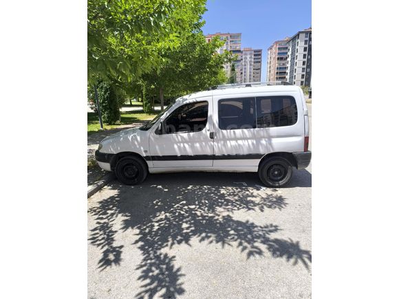 Sahibinden Peugeot Partner 1.9 D 2000 Model