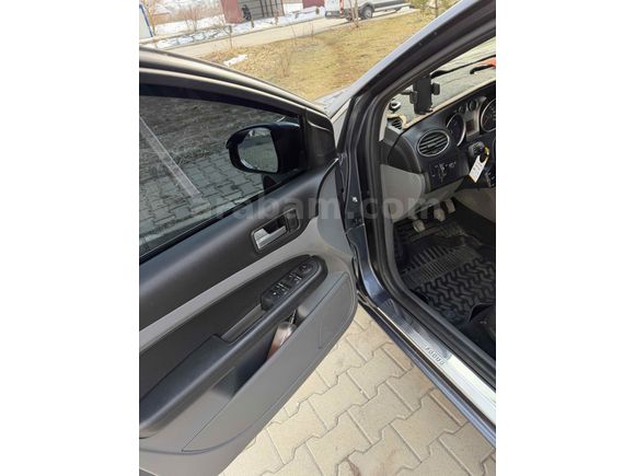 Sahibinden Ford Focus 1.6 Ti-VCT Trend X 2009 Model 