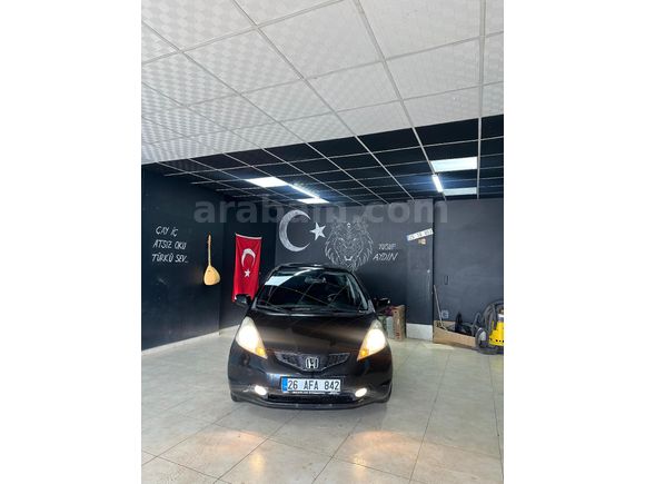 Memurdan, muayenesi yeni, temiz, bakımlı ve sorunsuz Honda Jazz.”