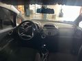 Memurdan, muayenesi yeni, temiz, bakımlı ve sorunsuz Honda Jazz.”
