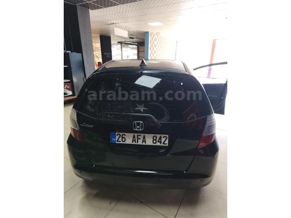 Memurdan, muayenesi yeni, temiz, bakımlı ve sorunsuz Honda Jazz.”