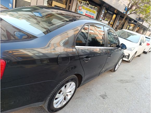 Sahibinden Volkswagen Jetta 1.6 TDi Primeline 2010 Model 