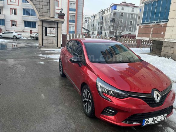 Sahibinden Renault Clio 1.0 TCe Touch 2023 Model 
