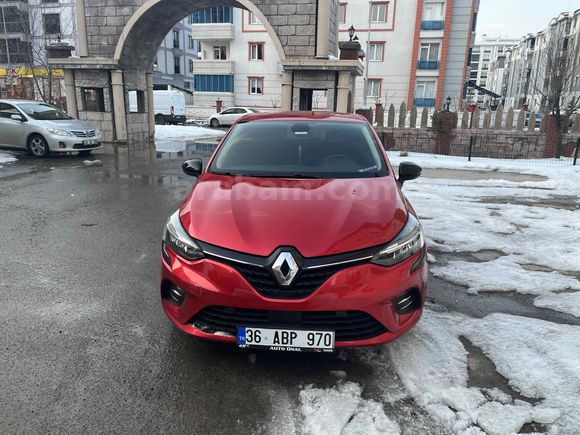 Sahibinden Renault Clio 1.0 TCe Touch 2023 Model 