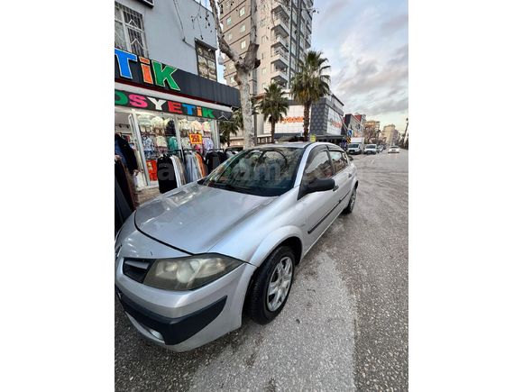 Sahibinden Renault Megane 1.6 Dynamique 2009 Model