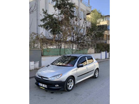 Sahibinden Peugeot 206 1.4 XR 2001 Model 