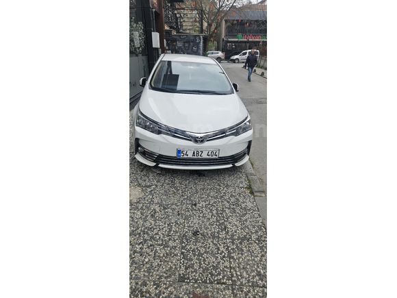Sahibinden Toyota Corolla 1.6 ADVANCE MULTIDRIVE S 2016 Model  144.000 km Beyaz