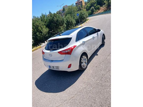 Sahibinden Hyundai i30 1.6 CRDi Elite 2013 Model