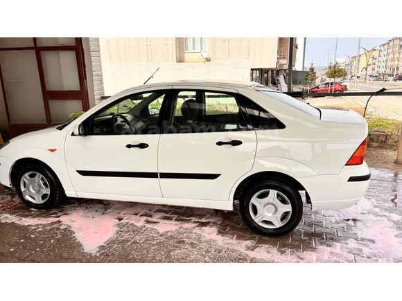 Sahibinden Ford Focus 1.6 Comfort 2005 Model 