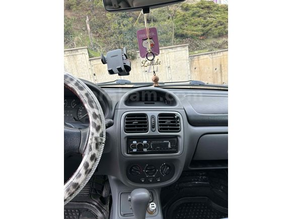Sahibinden Renault Clio 1.4 RXT 2001 Model 