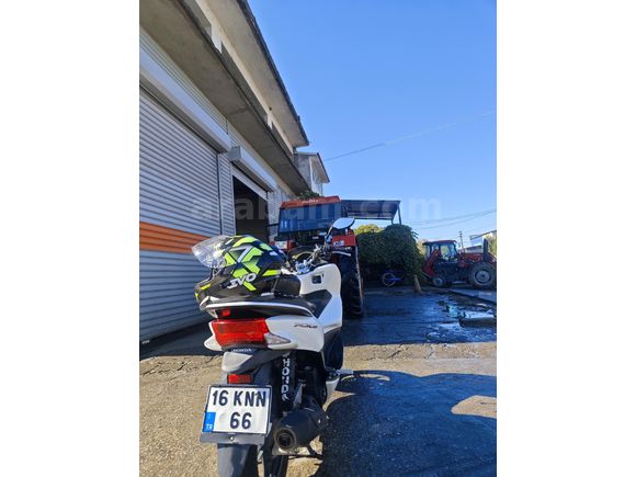Sahibinden Honda PCX150 2015 MODEL