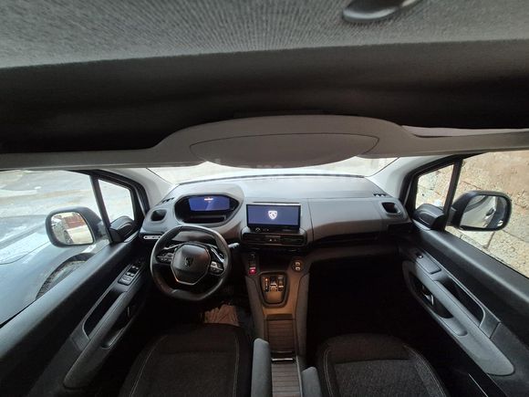 Sahibinden Peugeot Rifter 1.5 BlueHDI Allure 2025 Model
