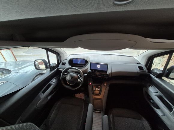 Sahibinden Peugeot Rifter 1.5 BlueHDI Allure 2025 Model