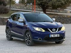 Sahibinden Nissan Qashqai 1.6 dCi Platinum Premium Pack 2014 Model memurdan temiz 220.000 km Mavi