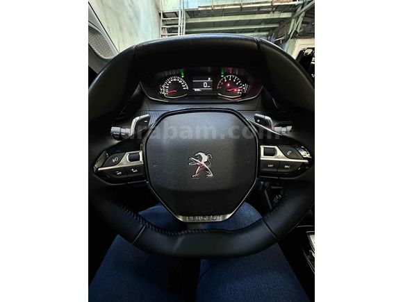 Sahibinden Peugeot 2008 1.2 PureTech Active Skypack 2022 Model  87.000 km Beyaz