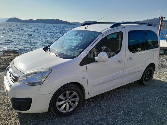 Sahibinden Peugeot Partner 1.6 HDI Active 2017 Model
