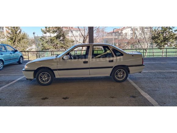 Sahibinden Opel Vectra 2.0 GL 1992 Model