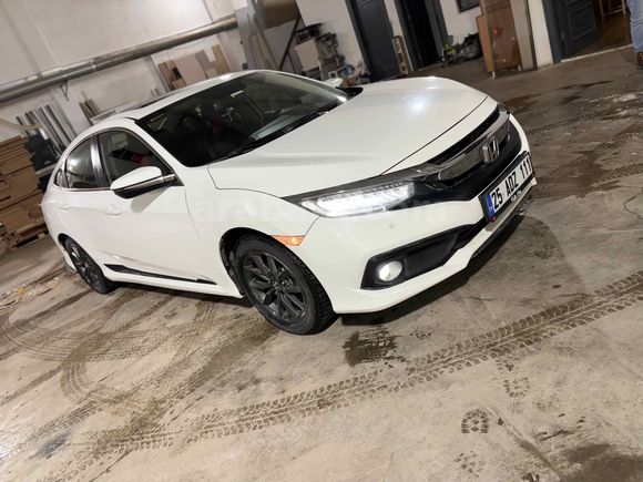 Sahibinden Honda Civic 1.6i VTEC Elegance 2021 Model 