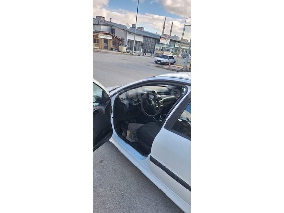Sahibinden Peugeot 206 1.4 HDi X-line 2004 Model 