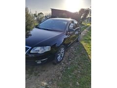 Sahibinden Volkswagen Passat 1.6 Trendline 2010 Model  375.000 km Siyah