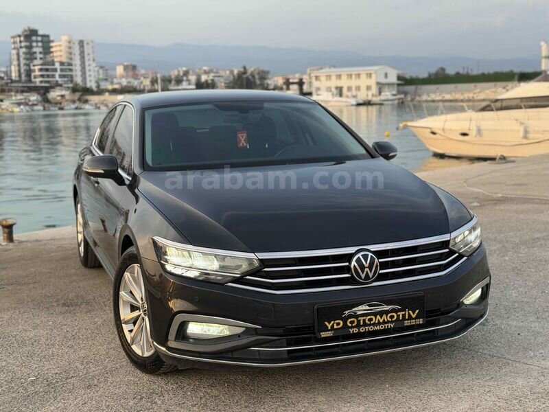 Galeriden Volkswagen Passat 1.6 TDi BlueMotion Business 2020 Model Mersin 127.000 km Füme