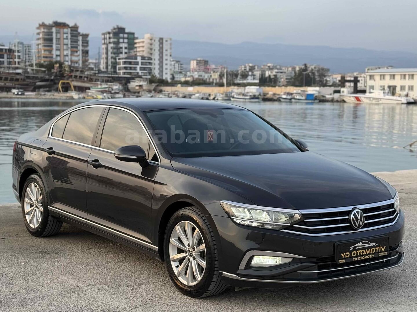Galeriden Volkswagen Passat 1.6 TDi BlueMotion Business 2020 Model Mersin 127.000 km Füme 2