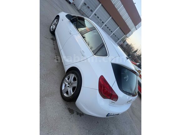 TRAMERSİZ,MASRAFSIZ OPEL ASTRA 1.6 J KASA OTOMATİK 