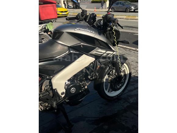 Sahibinden Bajaj Pulsar 200 NS ABS
