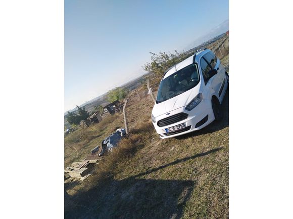 Sahibinden Ford Transit Courier 1.5 TDCi trend 2014 Model